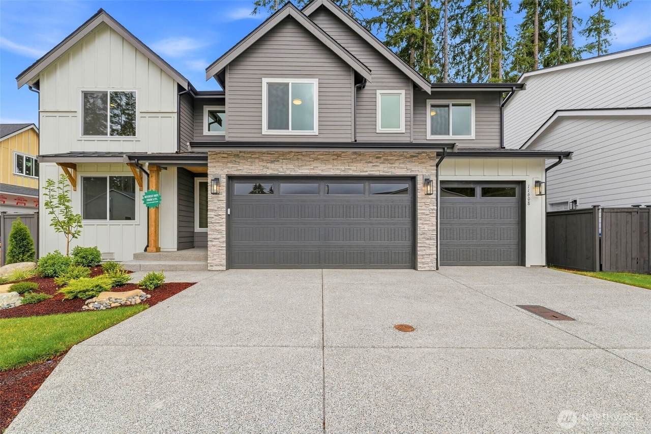 11608 194th Avenue - Photo 1