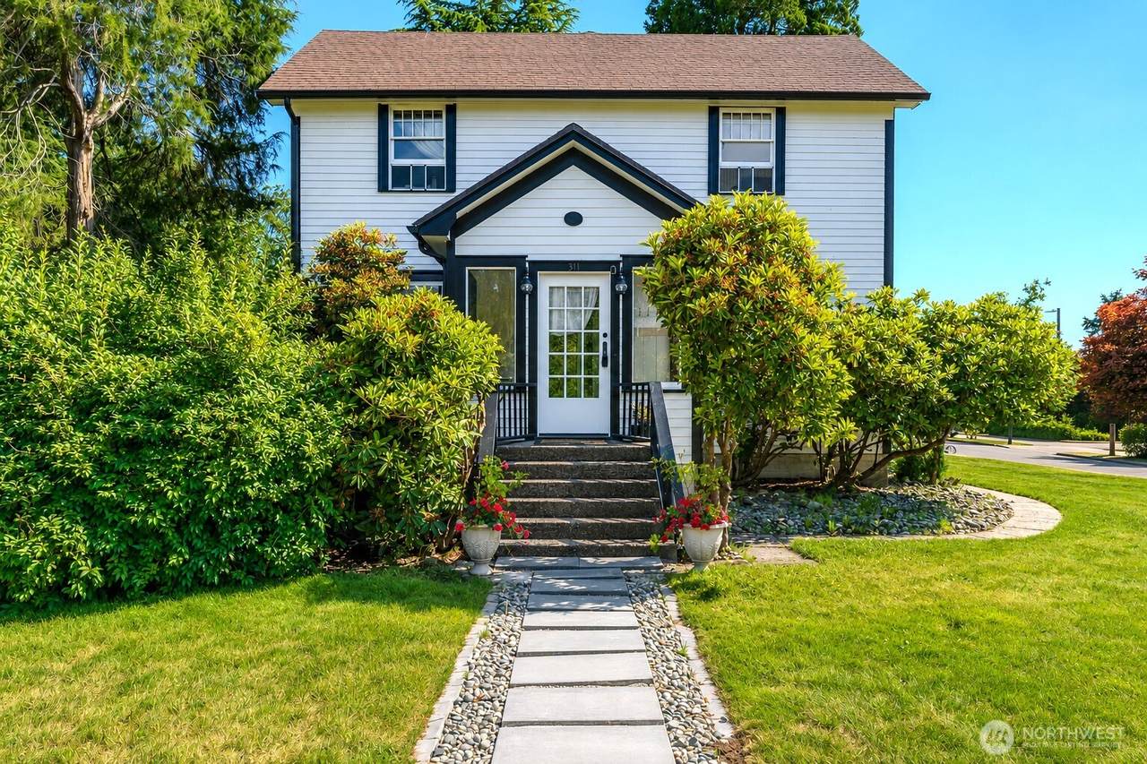 311 Cherry Street - Photo 1