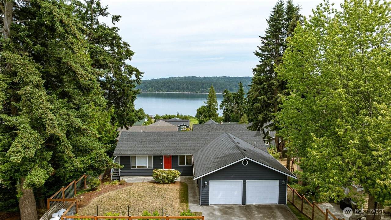 5055 Honeymoon Bay Road - Photo 1