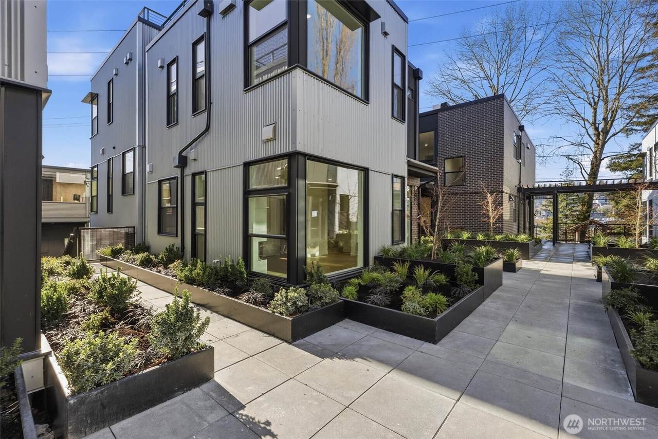 2012 Fairview Avenue - Photo 1