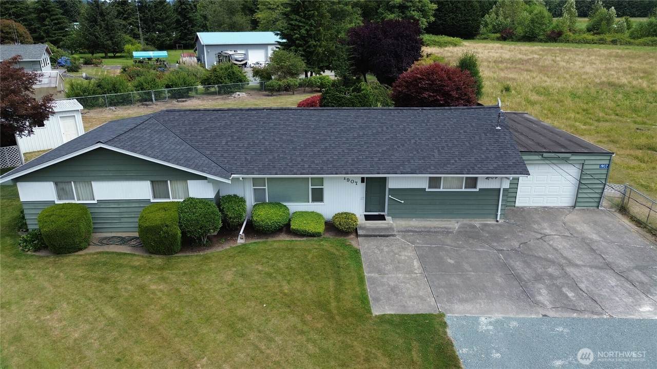 1907 Sparrs Lane - Photo 1