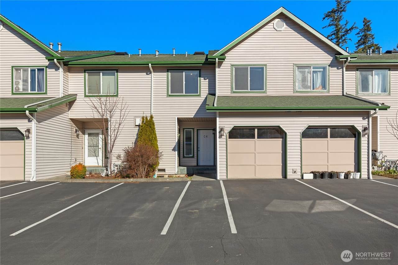 15815 Admiralty Way - Photo 1