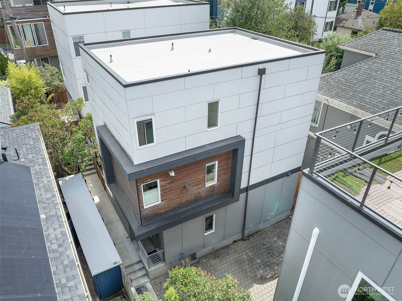 830 B 16th Ave - Photo 1