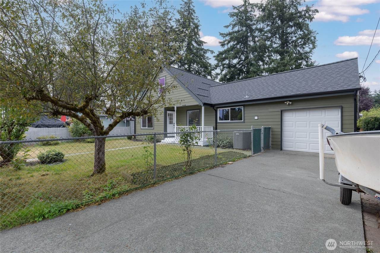 8407 Winona Street - Photo 1