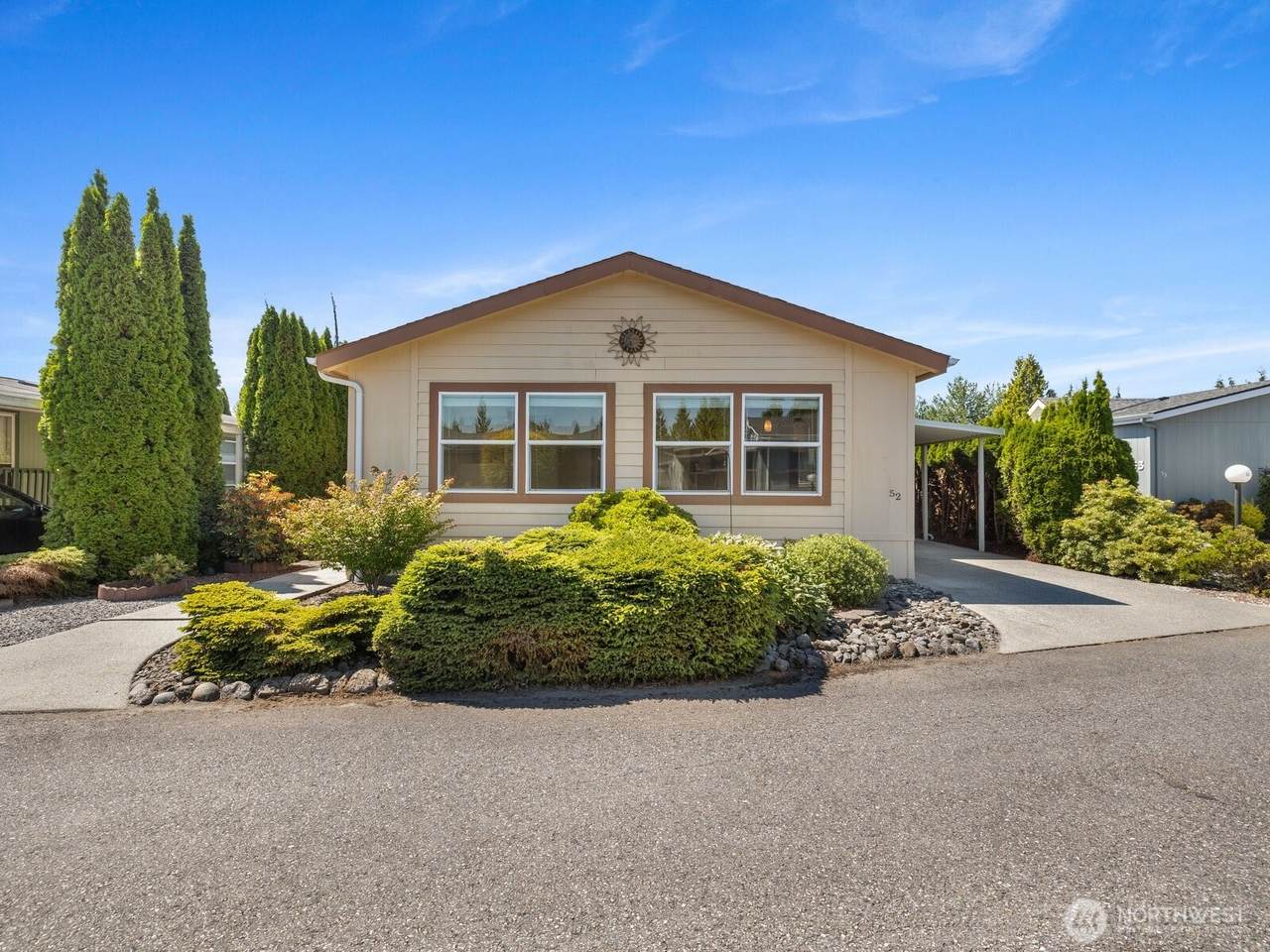 14727 43rd Avenue - Photo 1