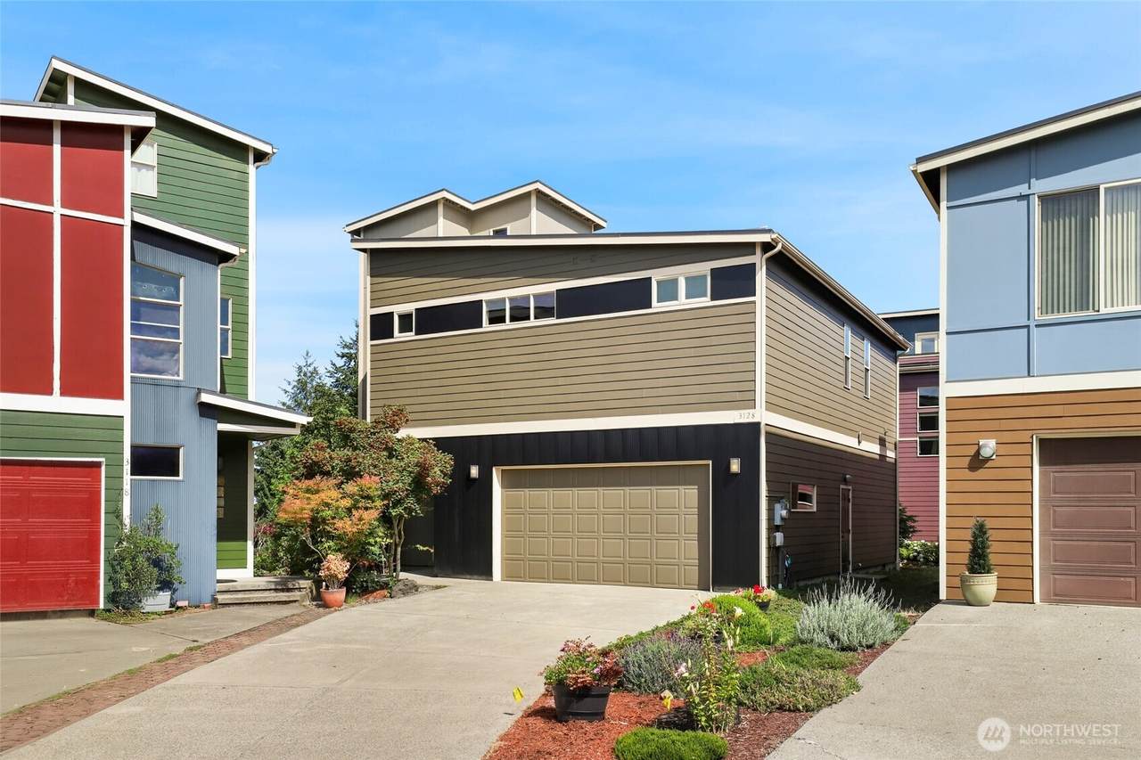 3128 Banks Lane - Photo 1