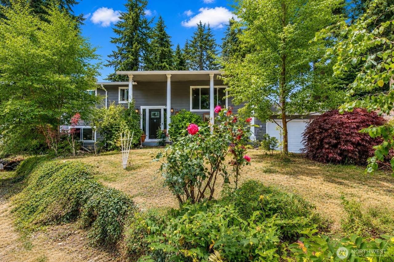 7020 Homestead Court - Photo 1