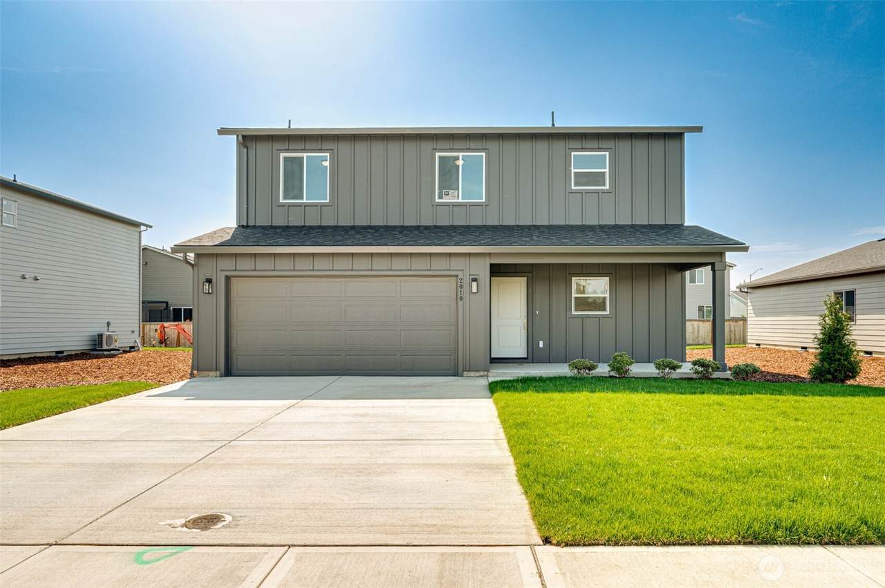 2010 Henderson Way - Photo 1