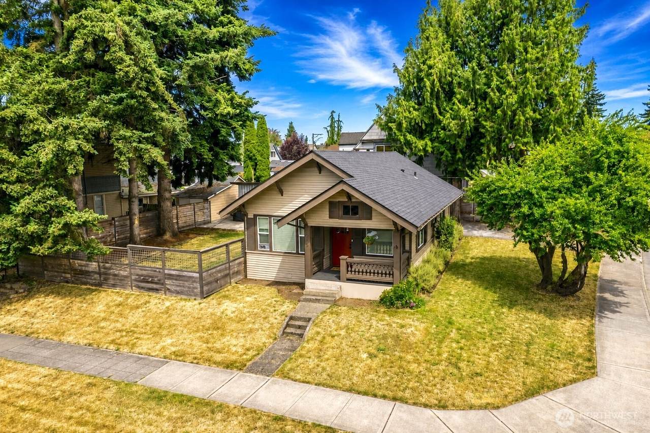 3615 26th Street - Photo 1