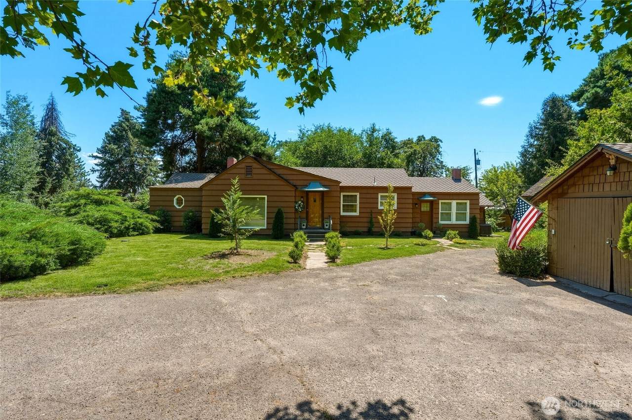 115 Chateau Lane - Photo 1