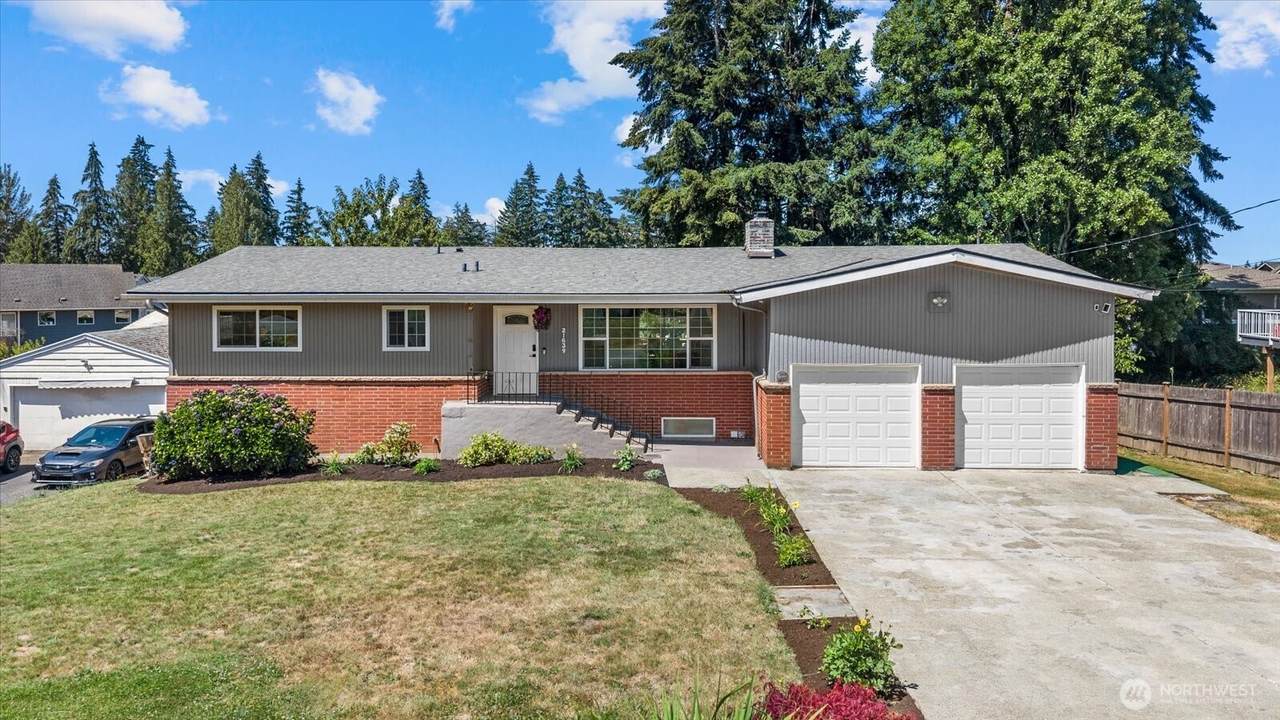 21639 104th Place - Photo 1