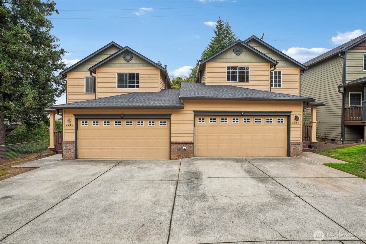 2217 137th Court - Photo 1