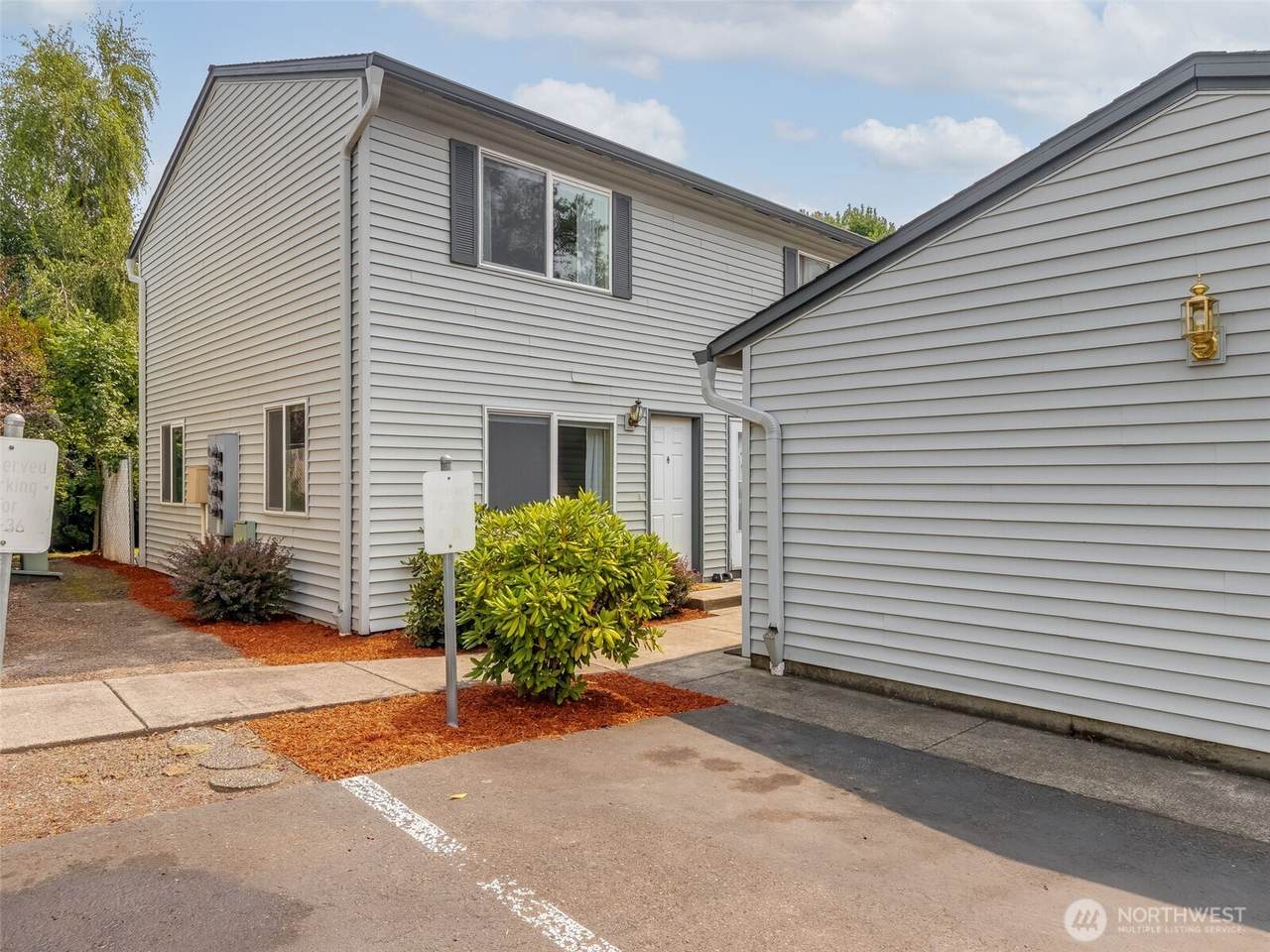 4000 109th Avenue - Photo 1