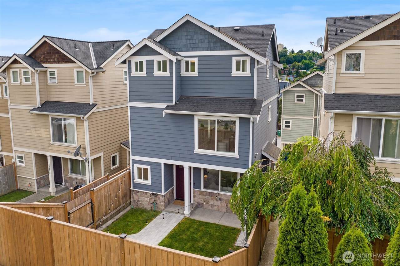 1513 23rd Avenue - Photo 1