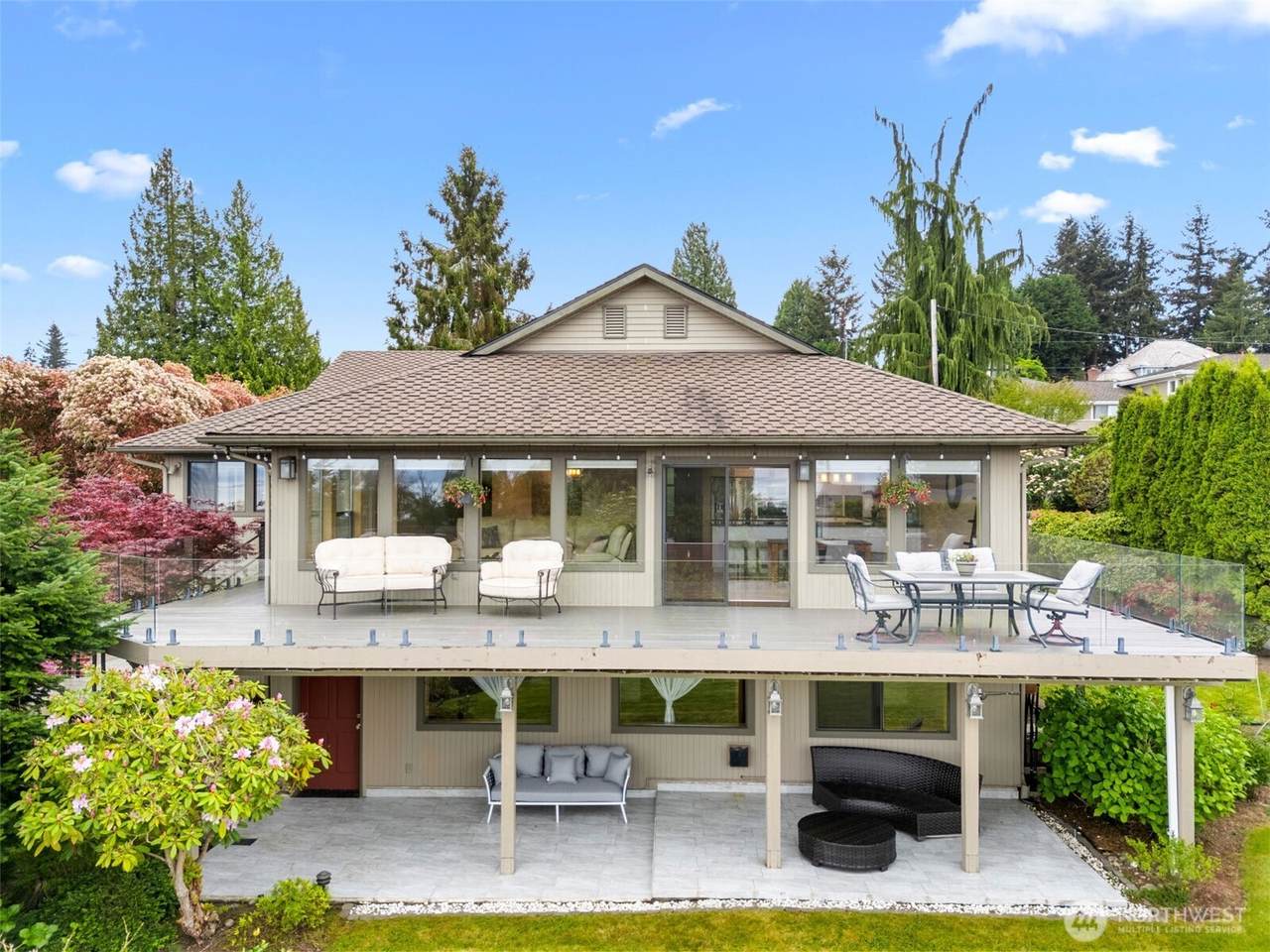 5128 Seaview Way - Photo 1