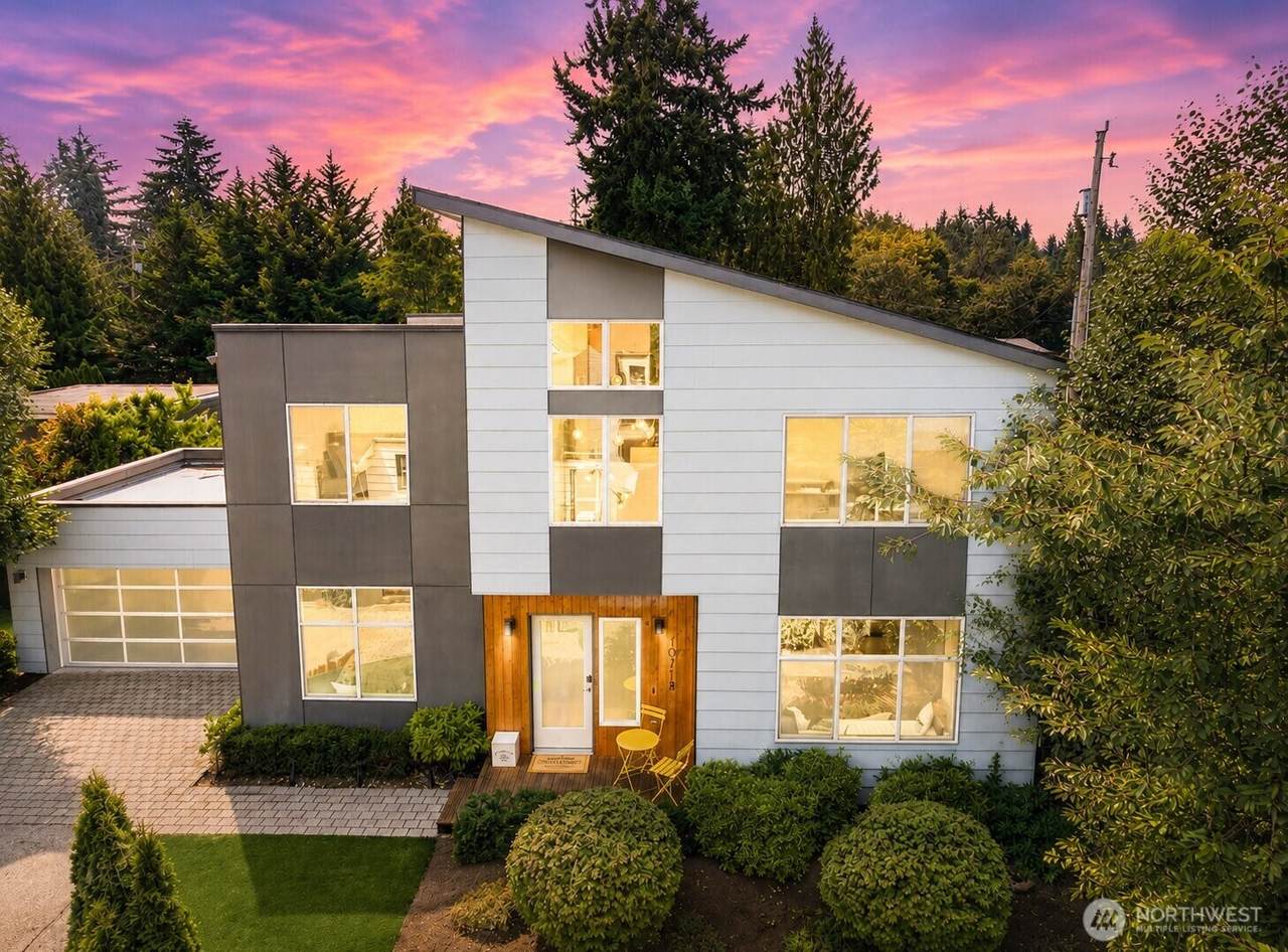 10718 15th Avenue - Photo 1