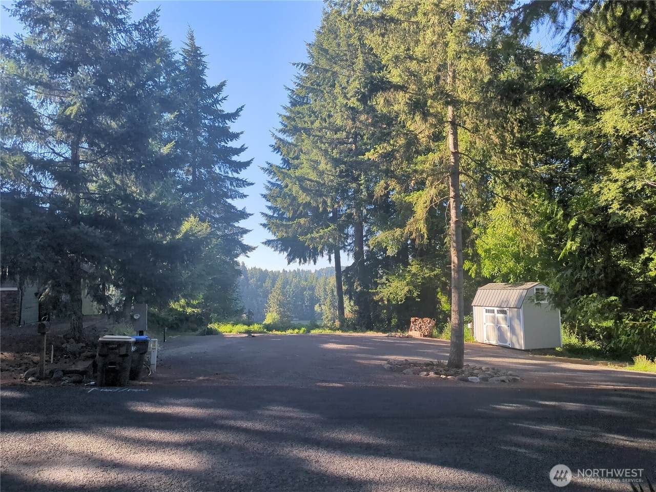 152 Lakeview Drive - Photo 1