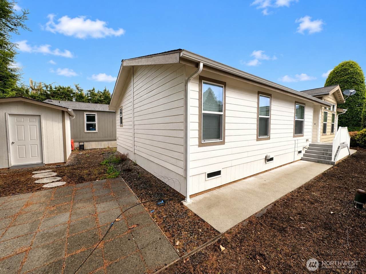 23825 15th Avenue - Photo 1