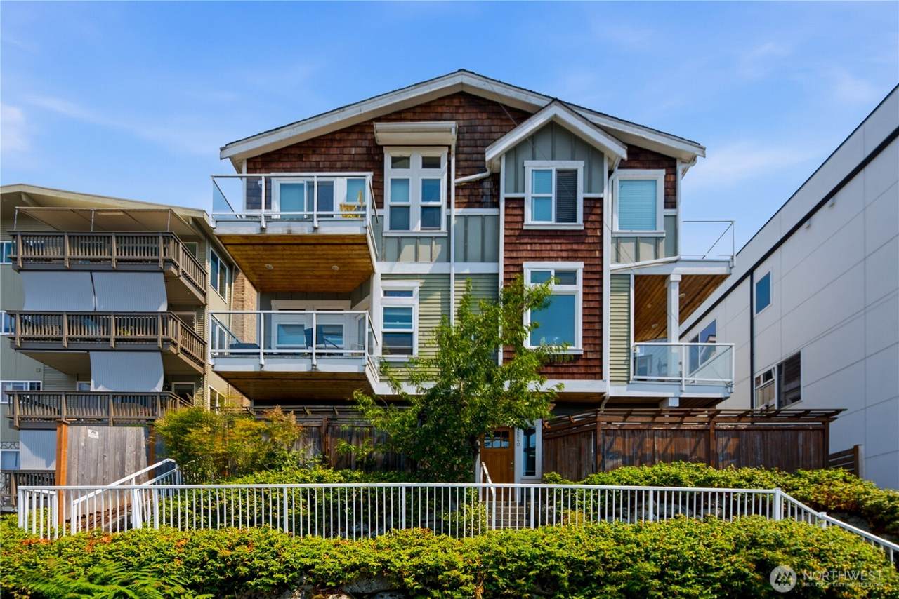 2540 14th Avenue - Photo 1