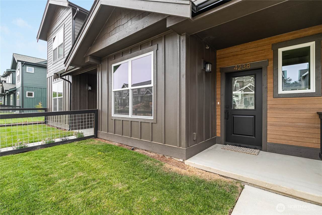 4238 Melrose Lane - Photo 1
