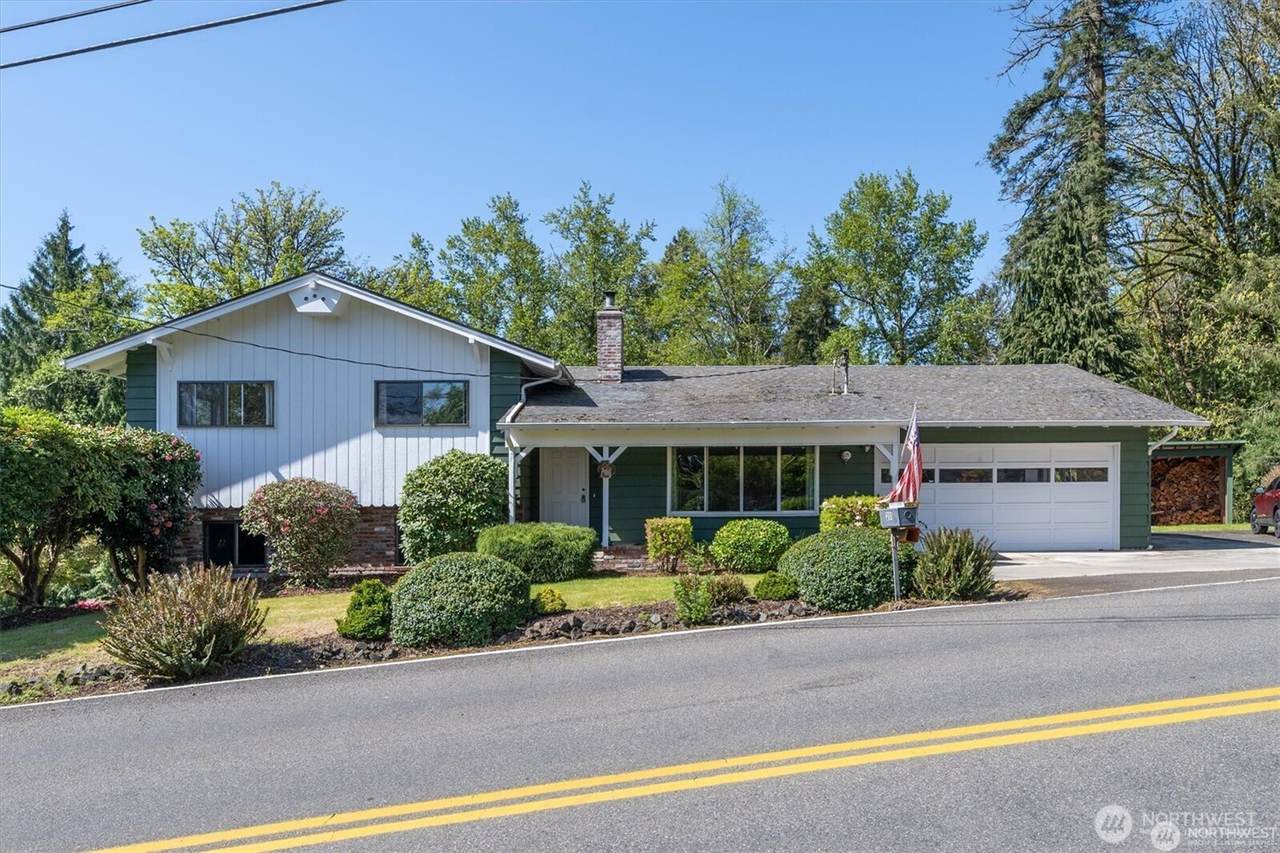 201 Inglewood Drive - Photo 1