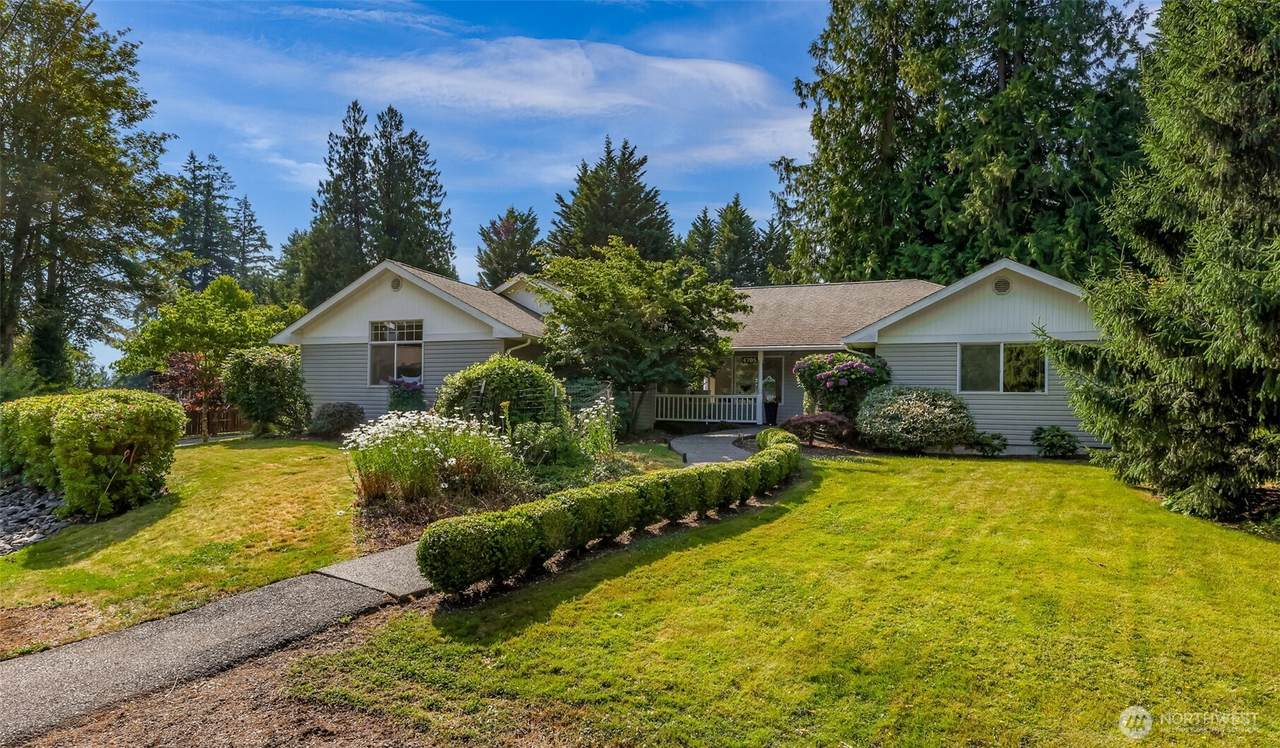 4705 Desmond Street - Photo 1