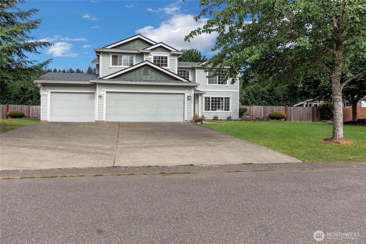 15604 253rd Avenue - Photo 1