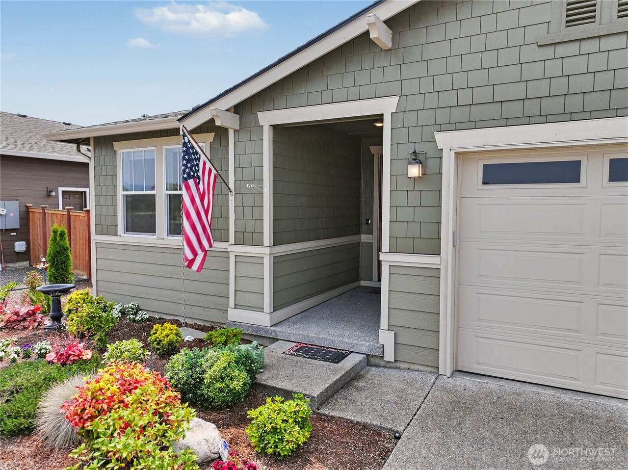 https://bt-photos.global.ssl.fastly.net/nwmls/1280_boomver_1_2559057-1.jpg