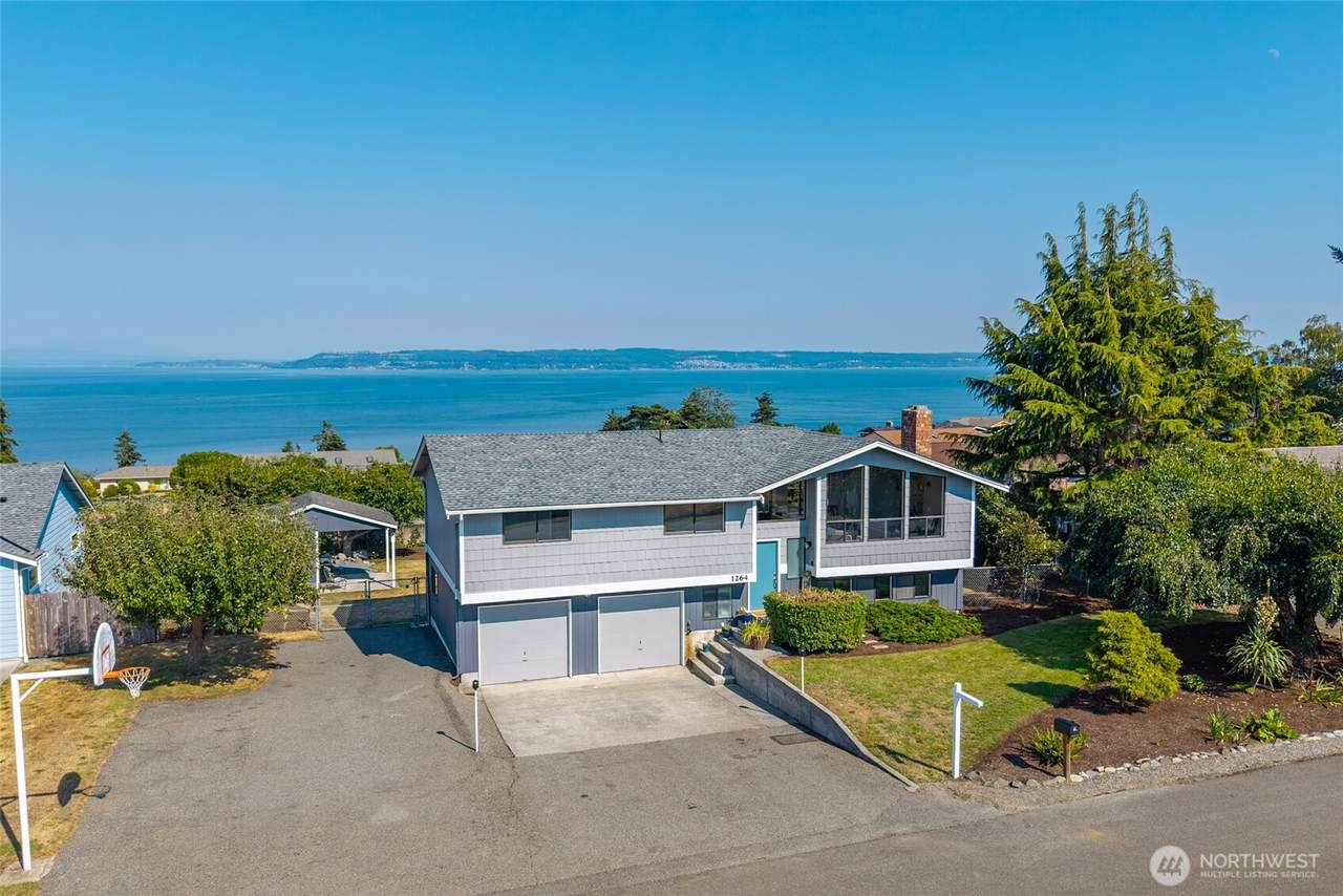 1264 Eagle Crest Drive - Photo 1
