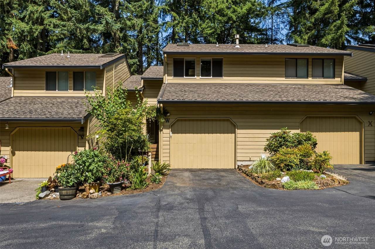 1314 Evergreen Park - Photo 1