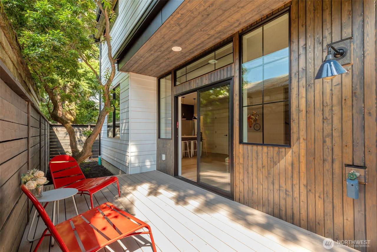 12713 4th Avenue - Photo 1