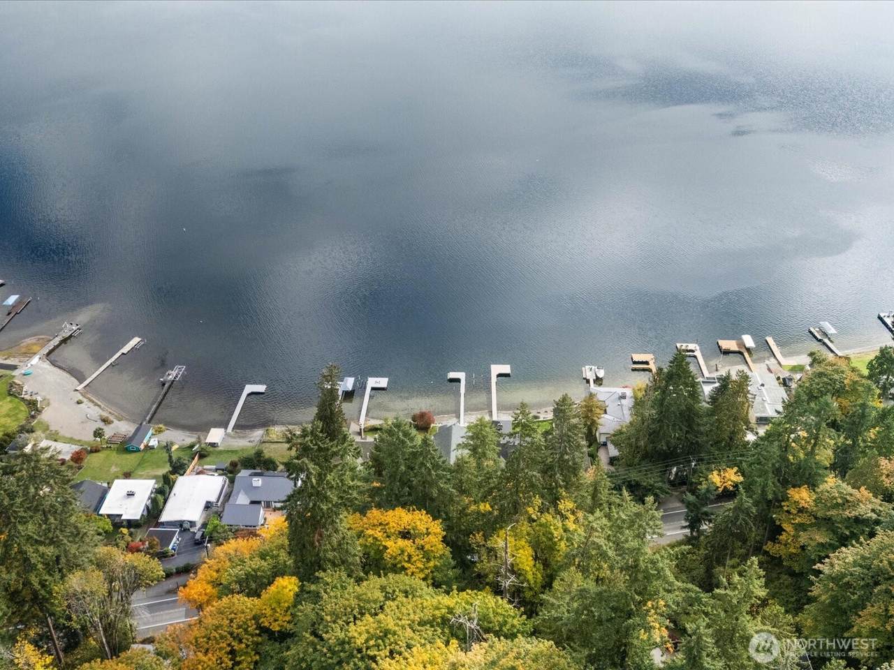 445 Lake Sammamish Parkway - Photo 1