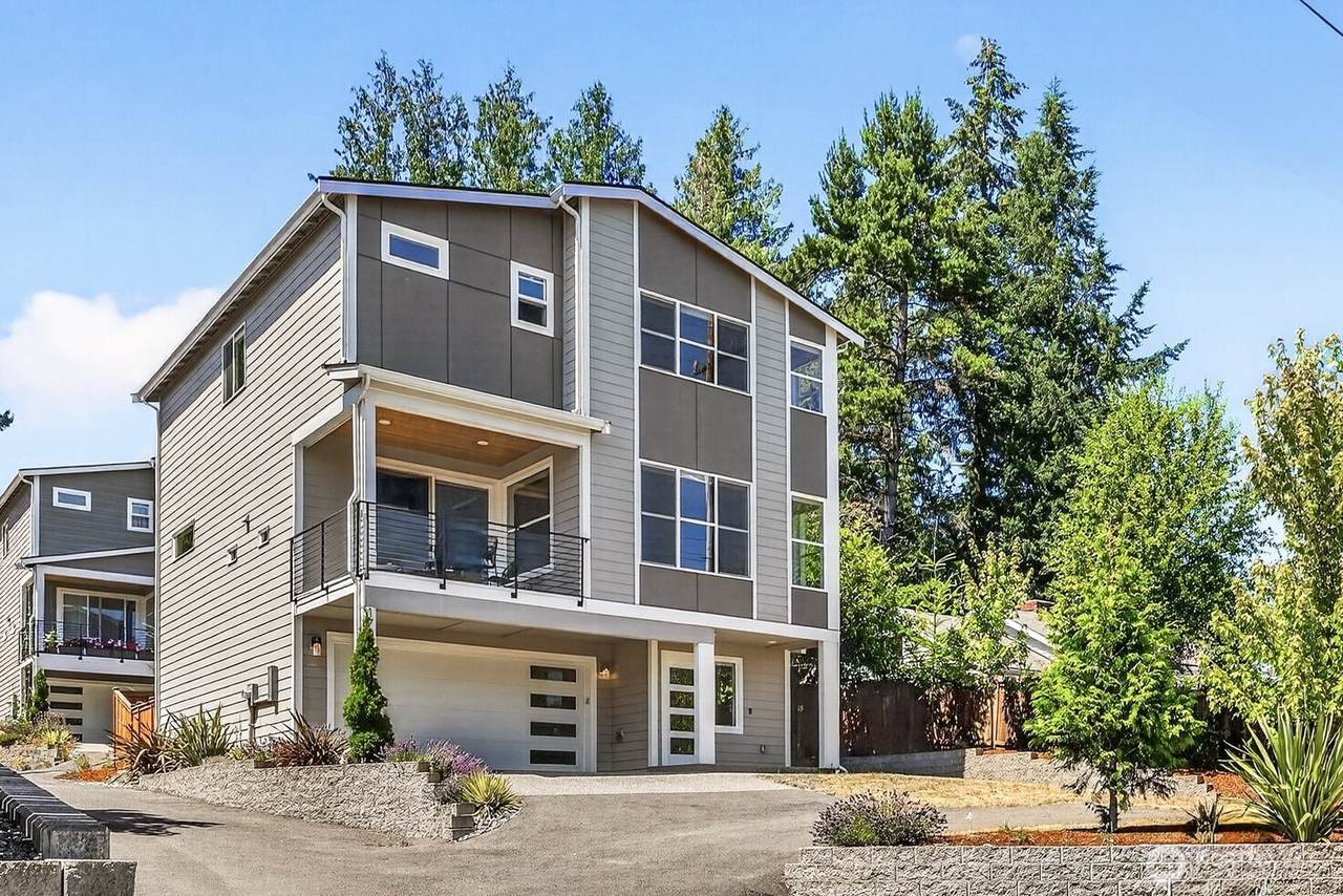 17051 8th Avenue - Photo 1