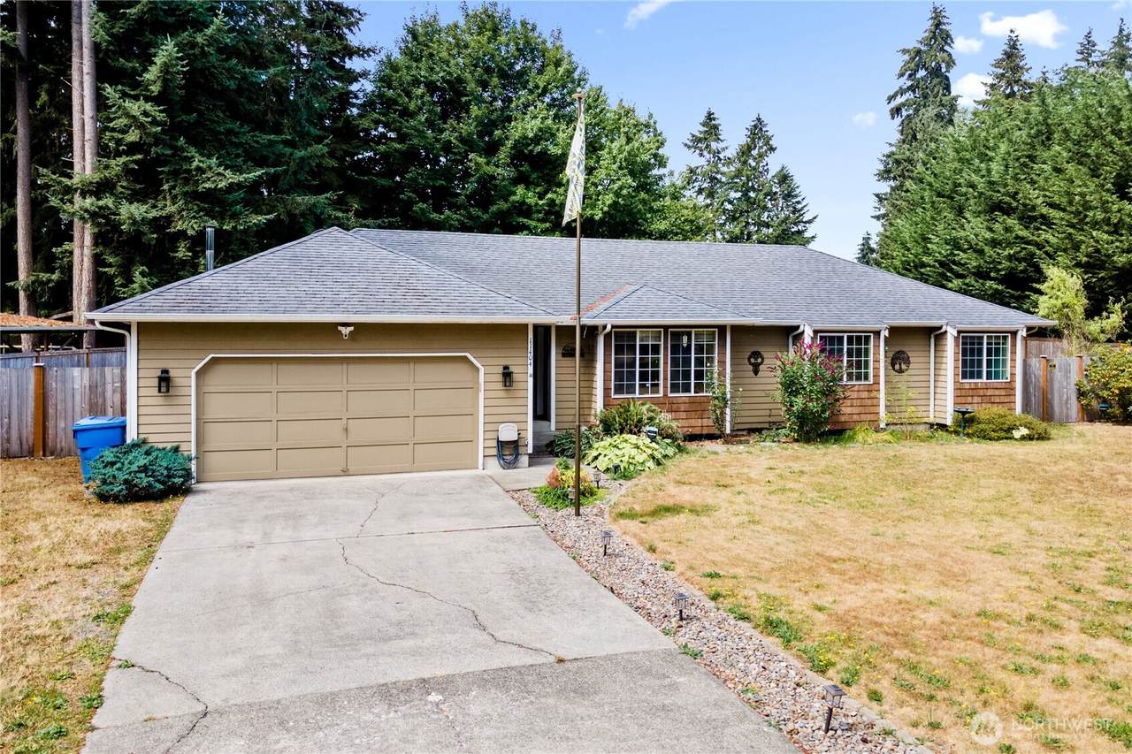 11404 208th Avenue - Photo 1
