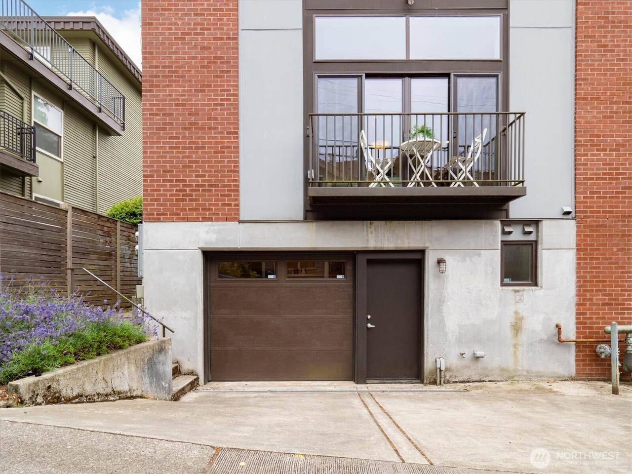 3832 Edmunds Street Ct - Photo 1