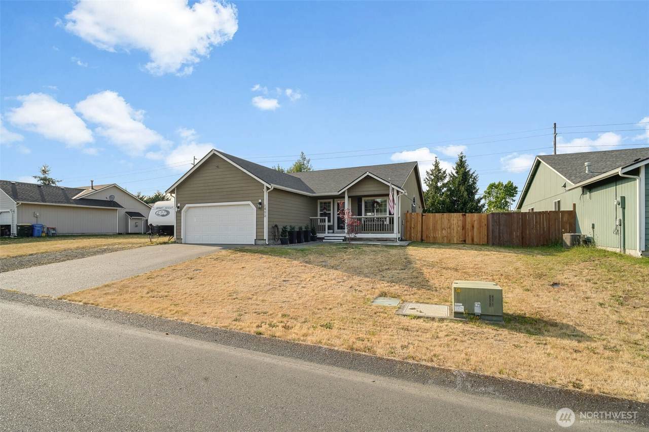 1400 Frog Hollow Lane - Photo 1