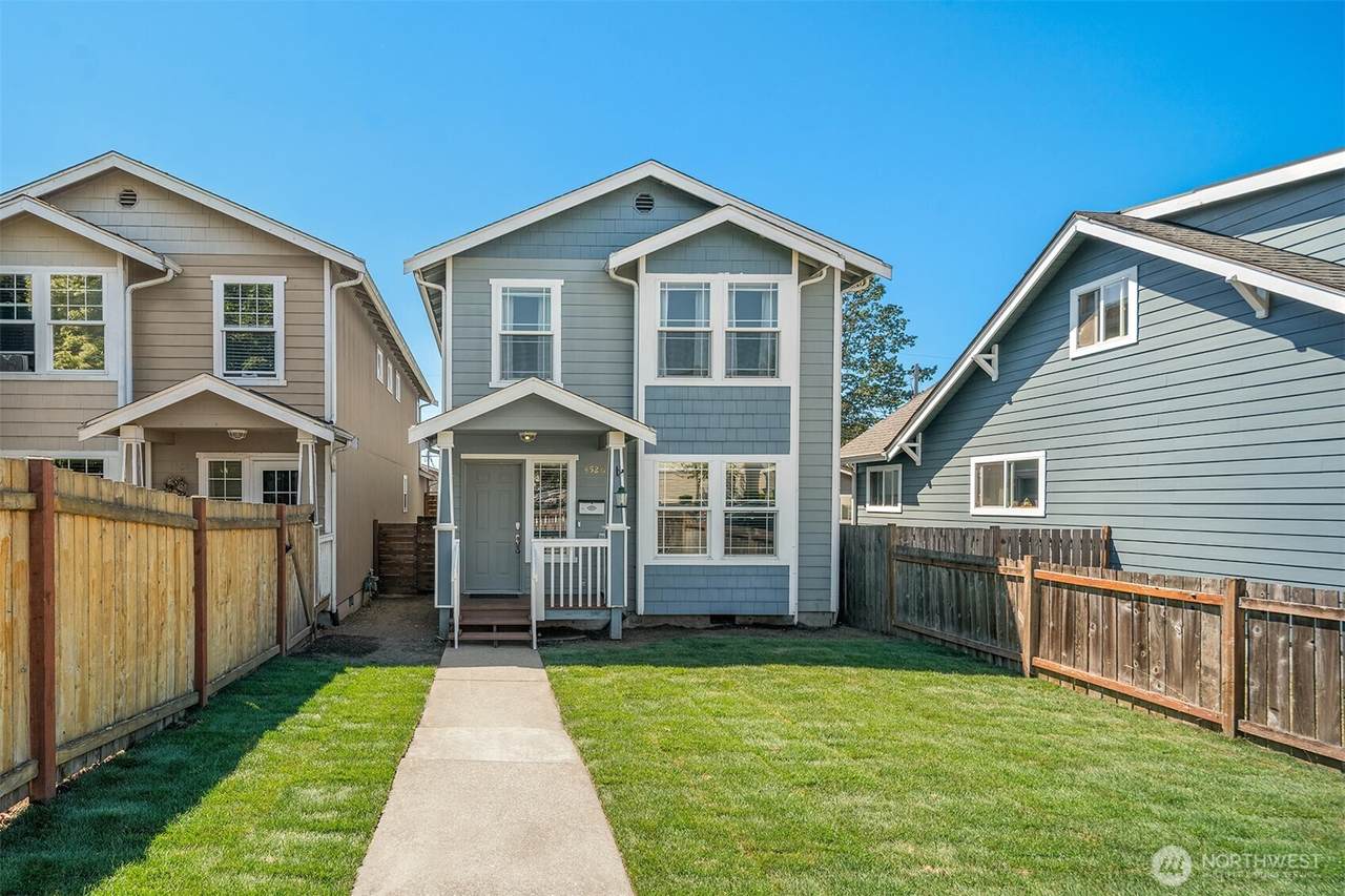 4526 Warner - Photo 1