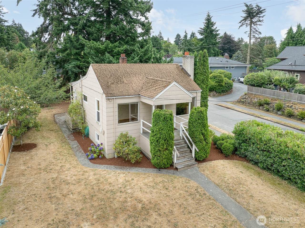 9002 2nd Avenue - Photo 1