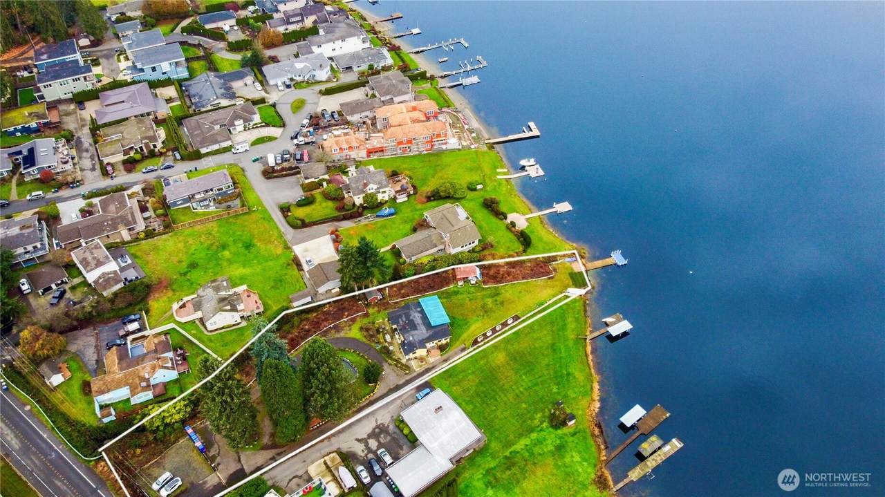 5104 Sammamish Road - Photo 1