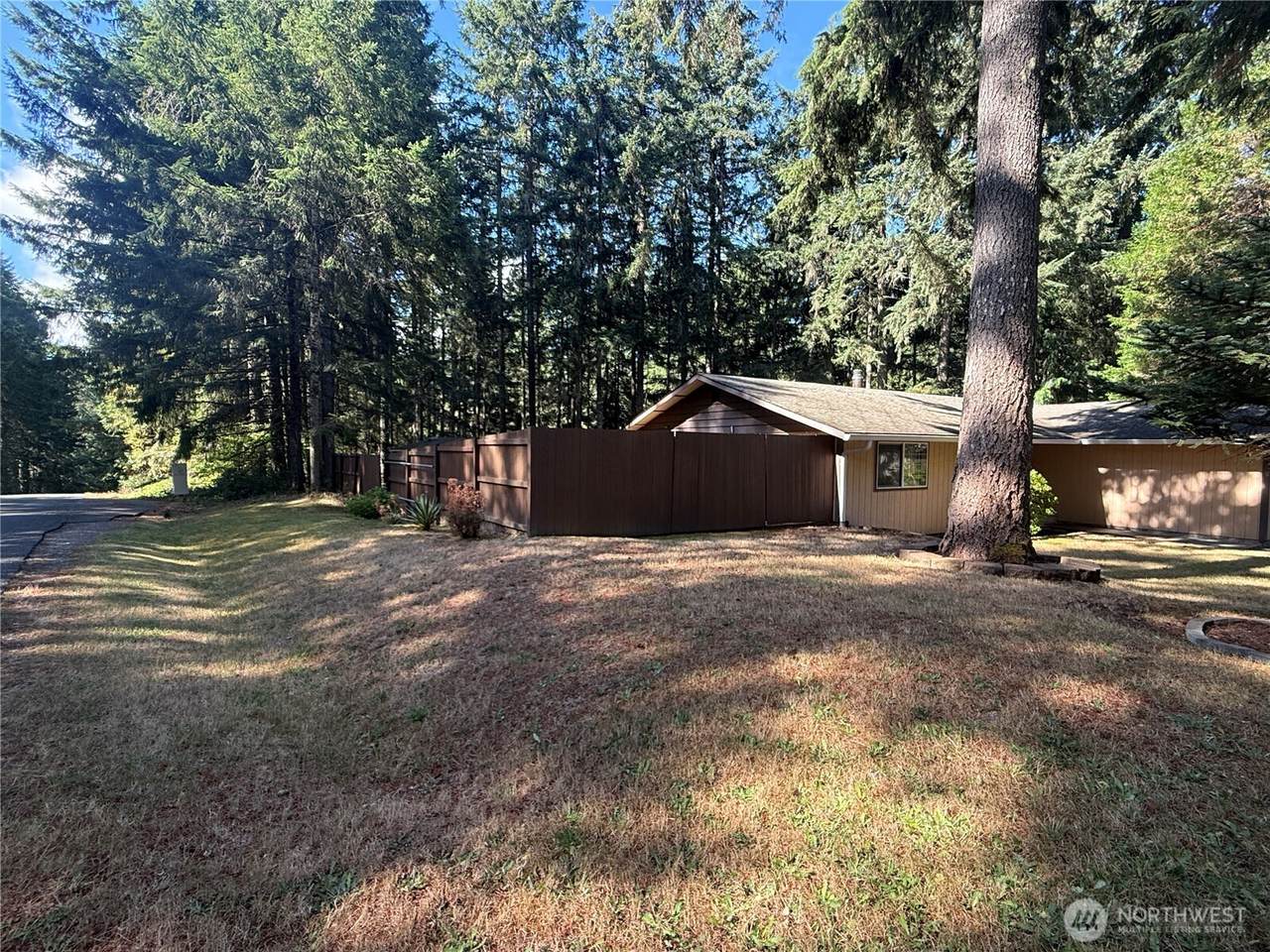 https://bt-photos.global.ssl.fastly.net/nwmls/1280_boomver_1_2560523-1.jpg