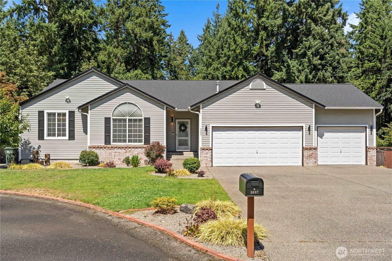 5007 86th Street Ct - Photo 1