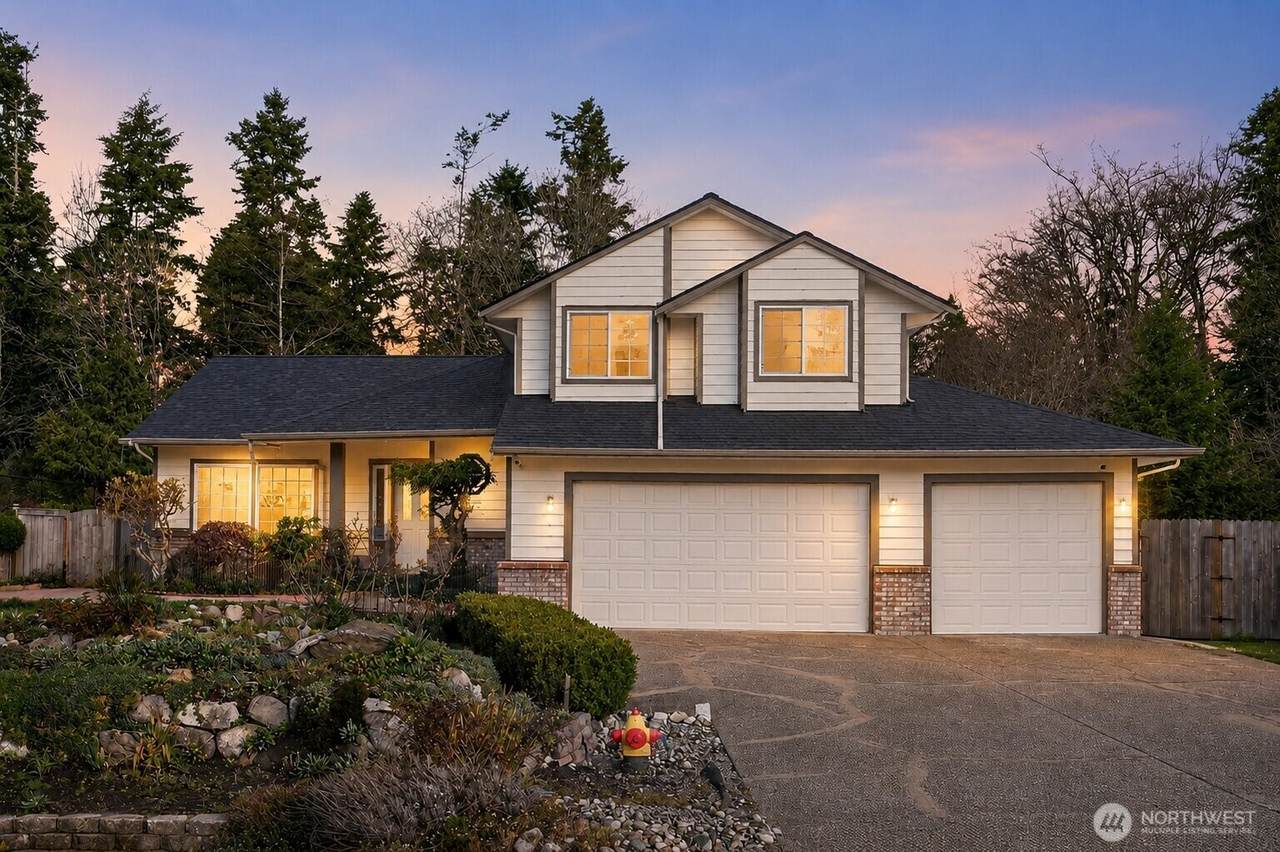 844 Holbeck Drive - Photo 1