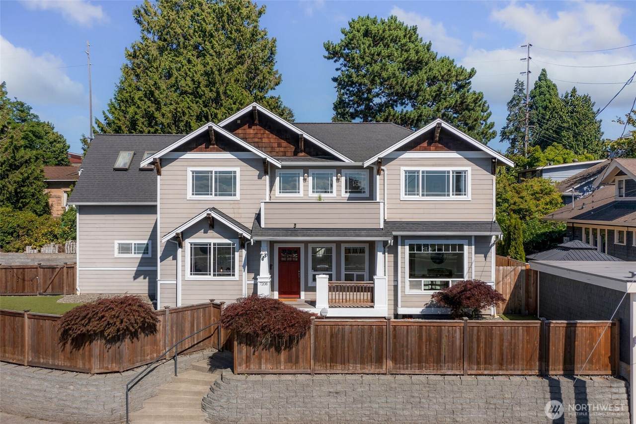 7208 8th Avenue - Photo 1