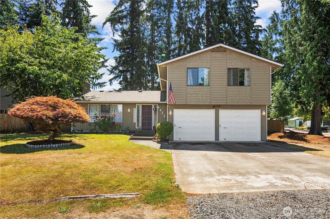 4422 108th Street - Photo 1