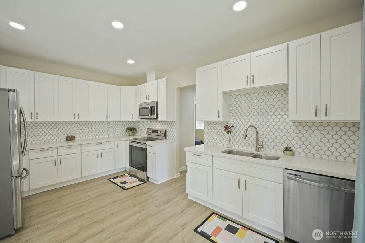 3611 I Street - Photo 1