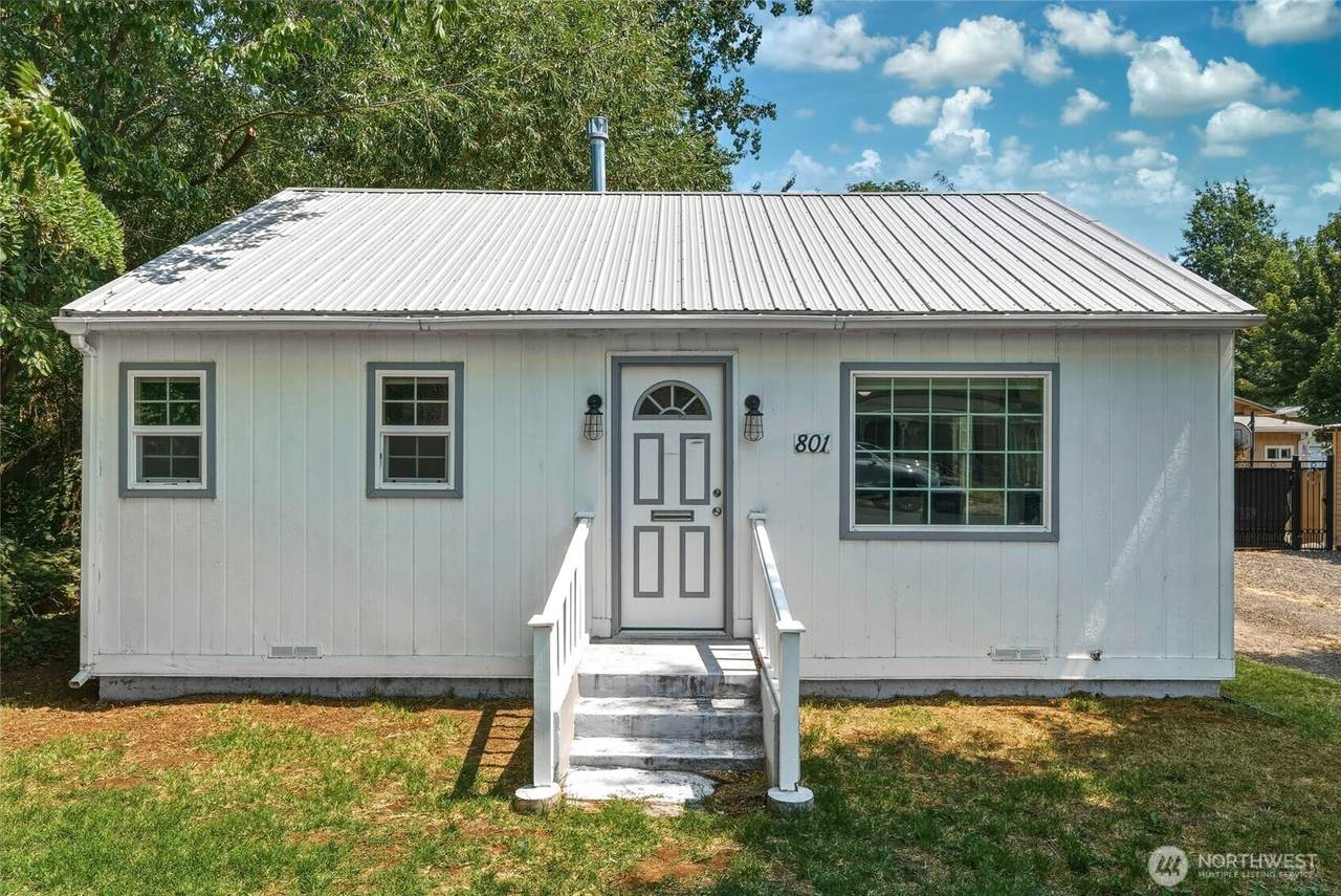 801 4th Avenue - Photo 1