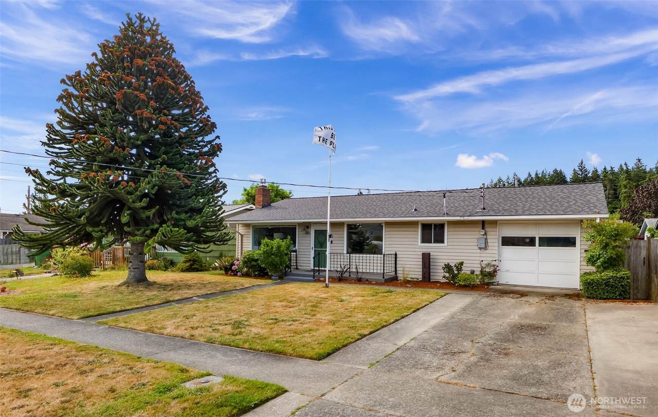 1505 39th Street - Photo 1