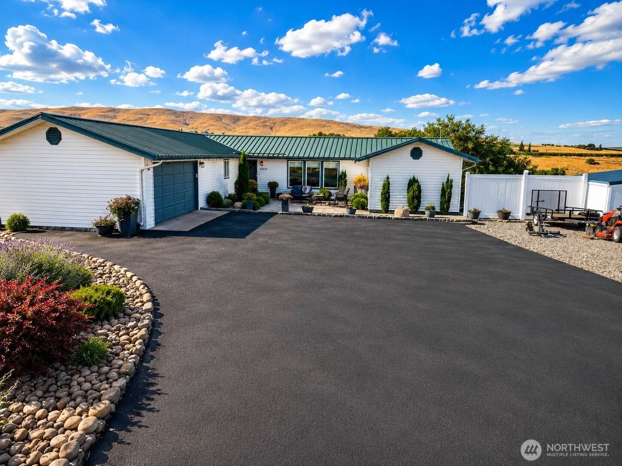 14511 Mcauley Road - Photo 1