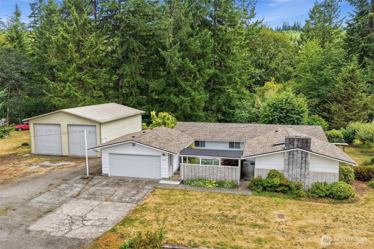 885 Washington Avenue - Photo 1