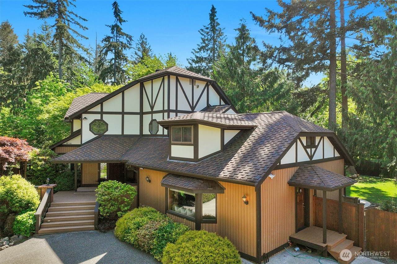 5204 178th Avenue - Photo 1